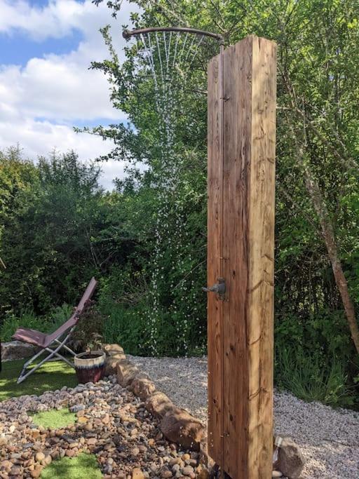 Secluded Private Cottage Hot-Tub, Sauna & Fire-Pit Carrick on Shannon エクステリア 写真